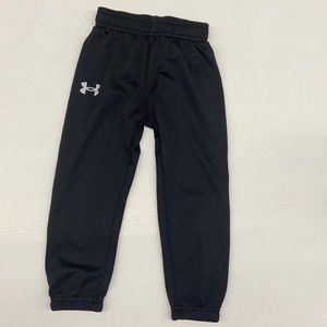 Under Armour black pants, size 4T